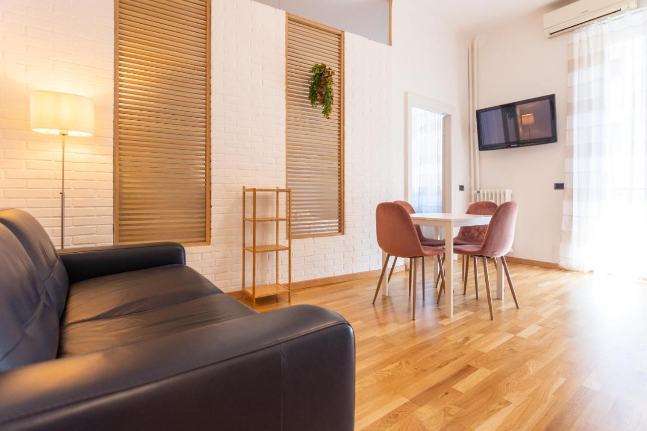 Italianflat - Solari Apartment Mediolan Zewnętrze zdjęcie