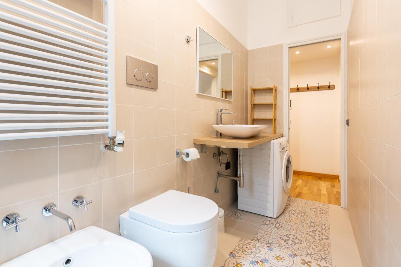 Italianflat - Solari Apartment Mediolan Zewnętrze zdjęcie